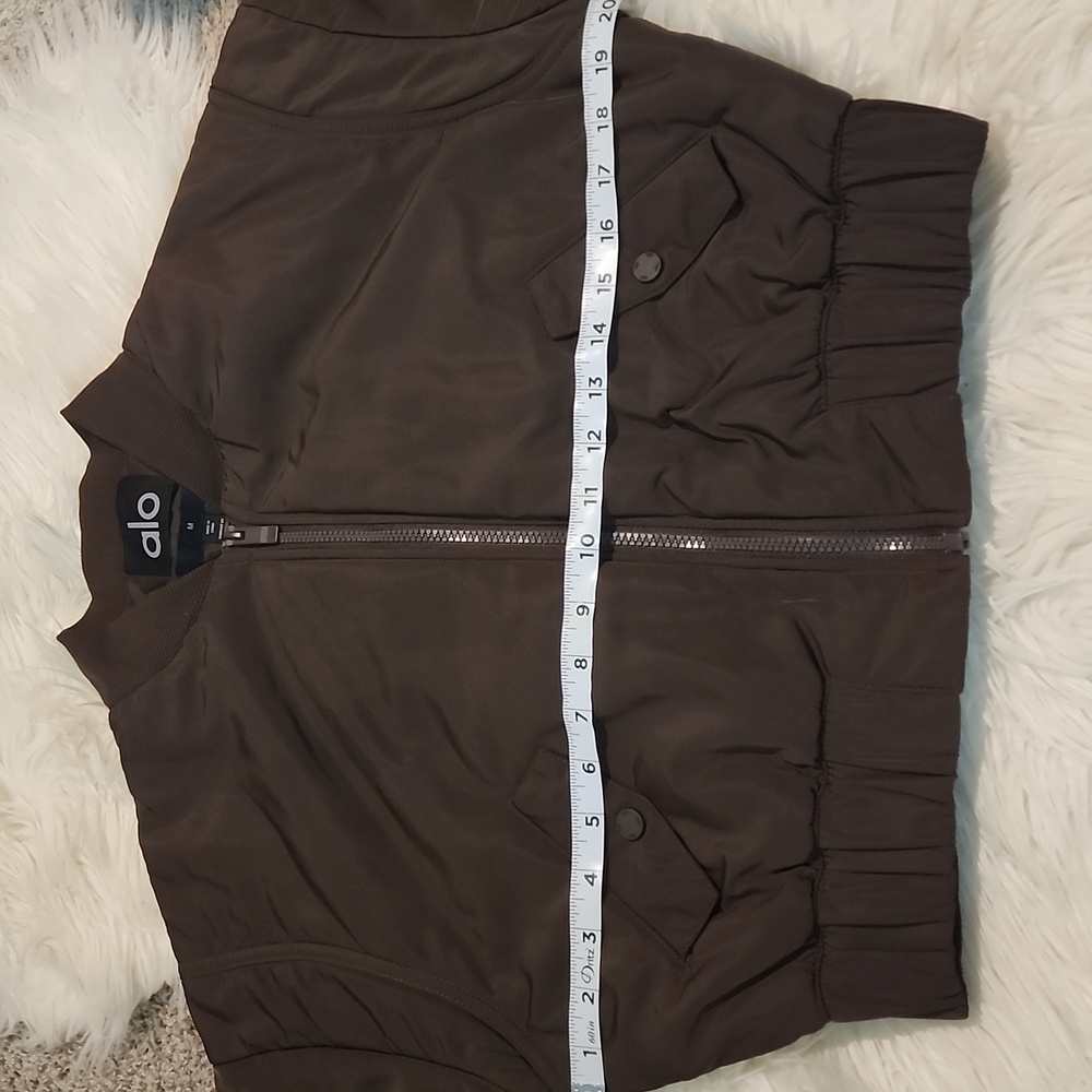 Alo Cropped Breakline Bomber Jacket - Picture 8 of 13